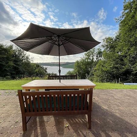 Millbay Cottage: Wonderful River Views Cosheston Exteriér fotografie